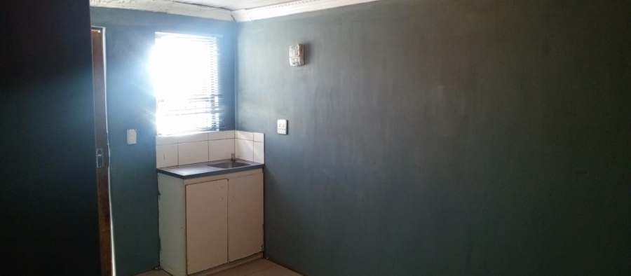 6 Bedroom Property for Sale in Mfuleni Western Cape